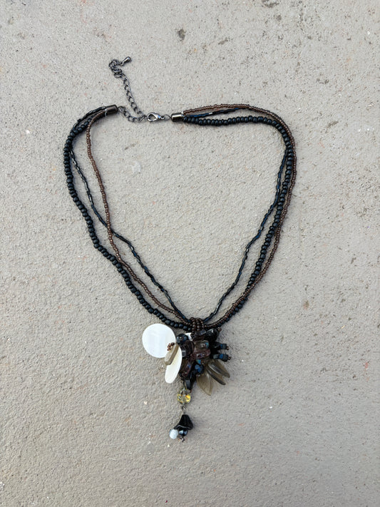 short pearl necklace