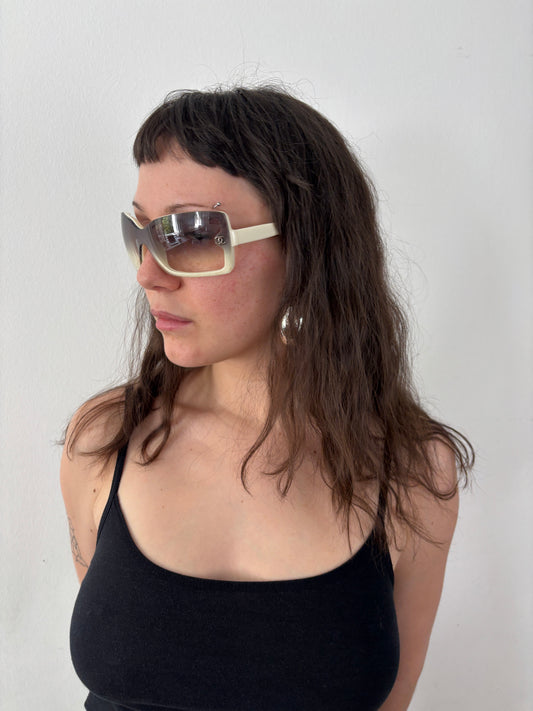 chanel vintage shield sunnies