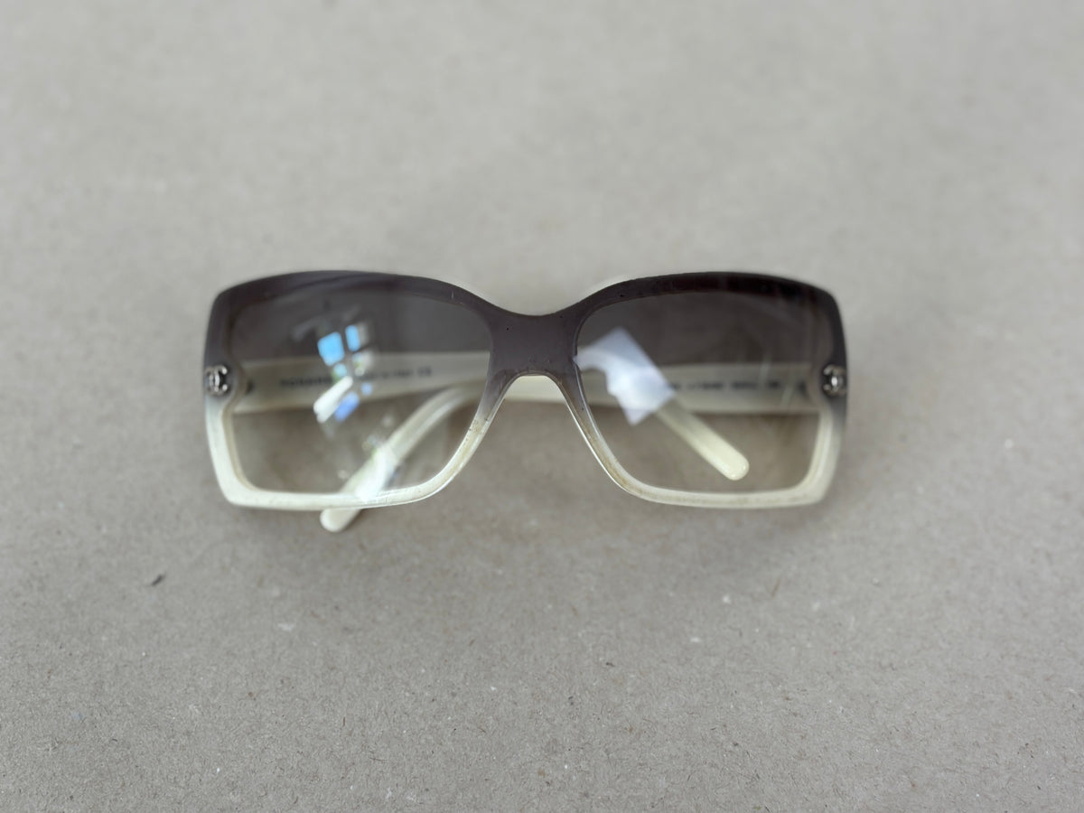chanel vintage shield sunnies