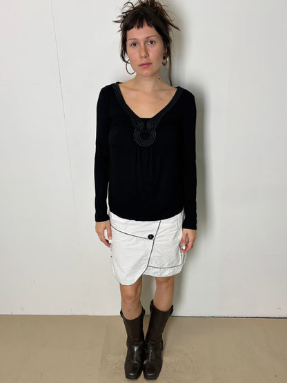 black 90s longsleeve