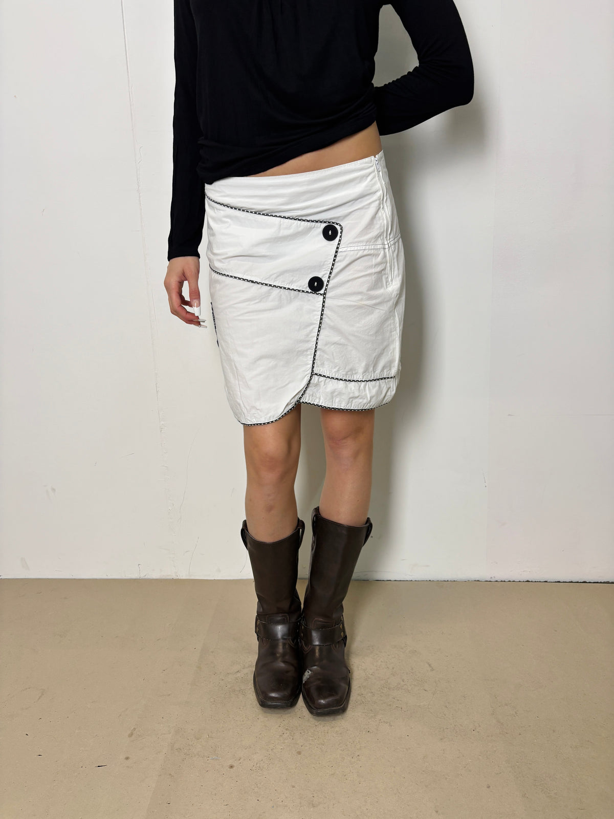 white asymmetrical cotton skirt
